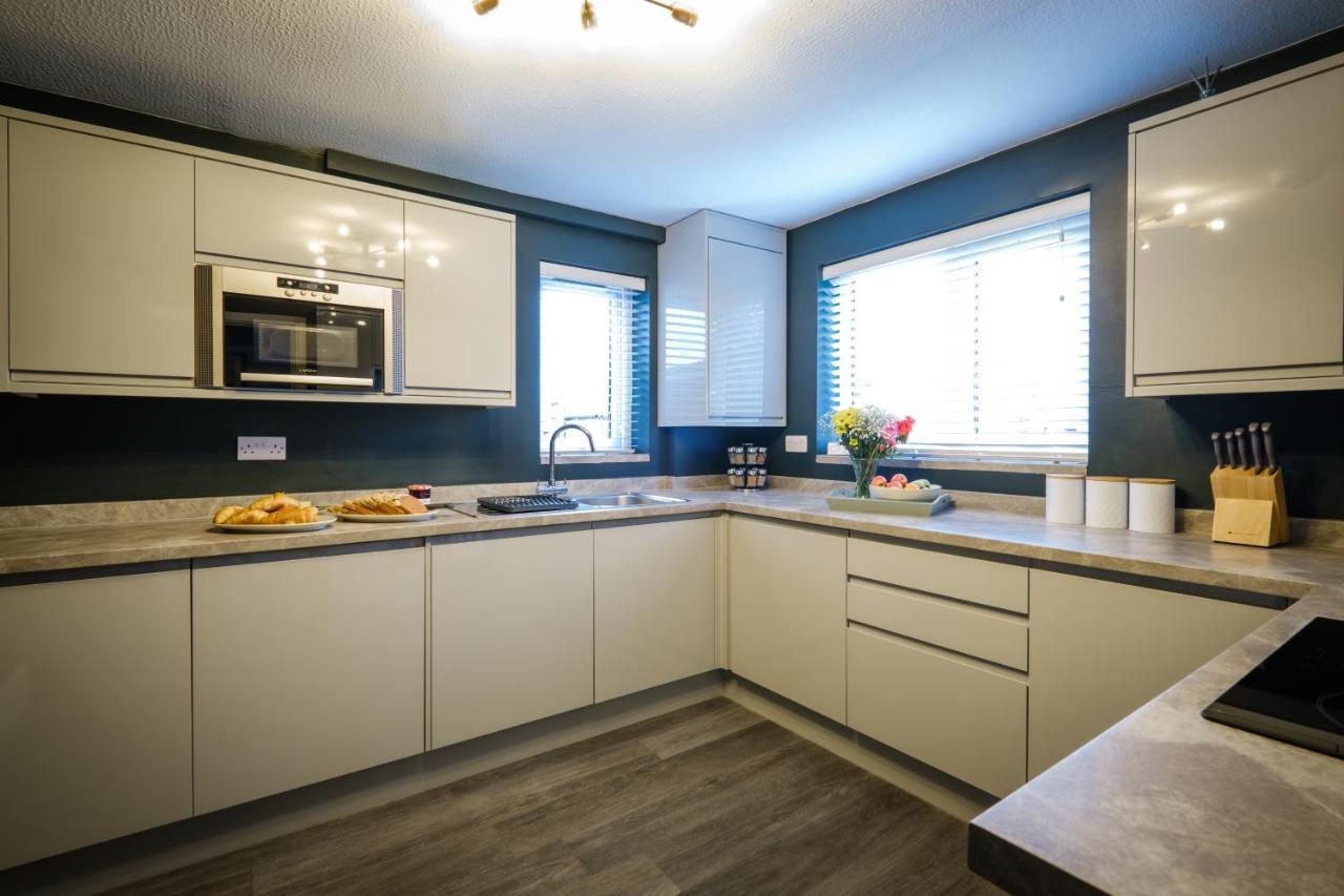 Rockside - Luxury 1 Bedroom Home With Hot Tub, Central Location, Parking And Pet Friendly Windermere Exterior foto